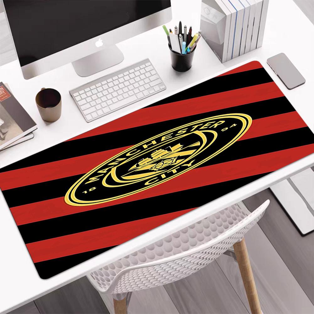 Manchester City Thema Mauspads, Rutschfeste Gummiunterseite, Multifunktionales Büro- & Heimdekor, Perfekt für die Personalisierung des Arbeitsplatzes.