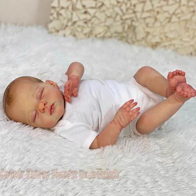18 Inch Adorable Realistic Simulation Baby Doll Irys Soft Cloth Body Vivid Rebirth Doll Toy Lifelike Sleeping Newborn Dolls for Children Holiday Gifts