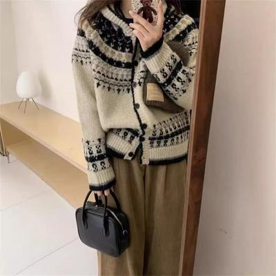 Women's Retro Japanese Jacquard Hooded Sweater Coat - Single-Breasted, Loose, Lazy Style, Knit Cardigan for Autumn/Winter