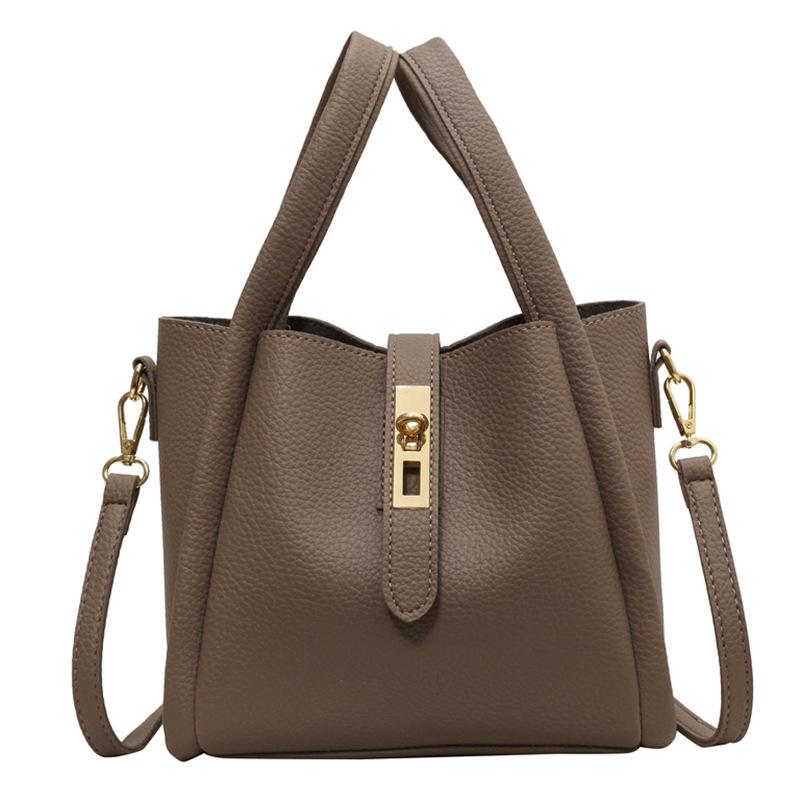 

Популярные маленькие сумки женские осенние универсальные 2025 новые ретро на плечо сумка-мессенджер текстурированная портативная сумка-ведро