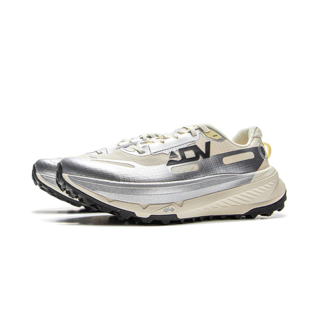 Li Ning Lu 2 Comfortable Trendy Non-Slip Durable Low-Top Trail Running Shoes Women sneaker Beige Silver ARNV010-3