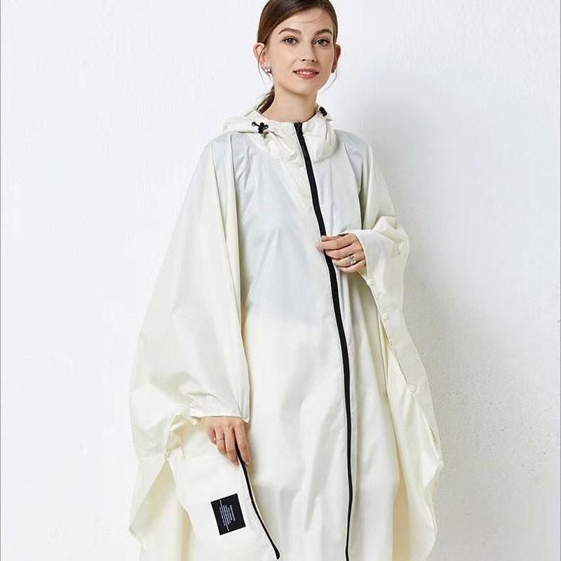 

Красочное дождевое пончо большого размера для женщин Легкий упаковываемый водонепроницаемый дождевик с капюшоном Ветрозащитная дождевая одежда