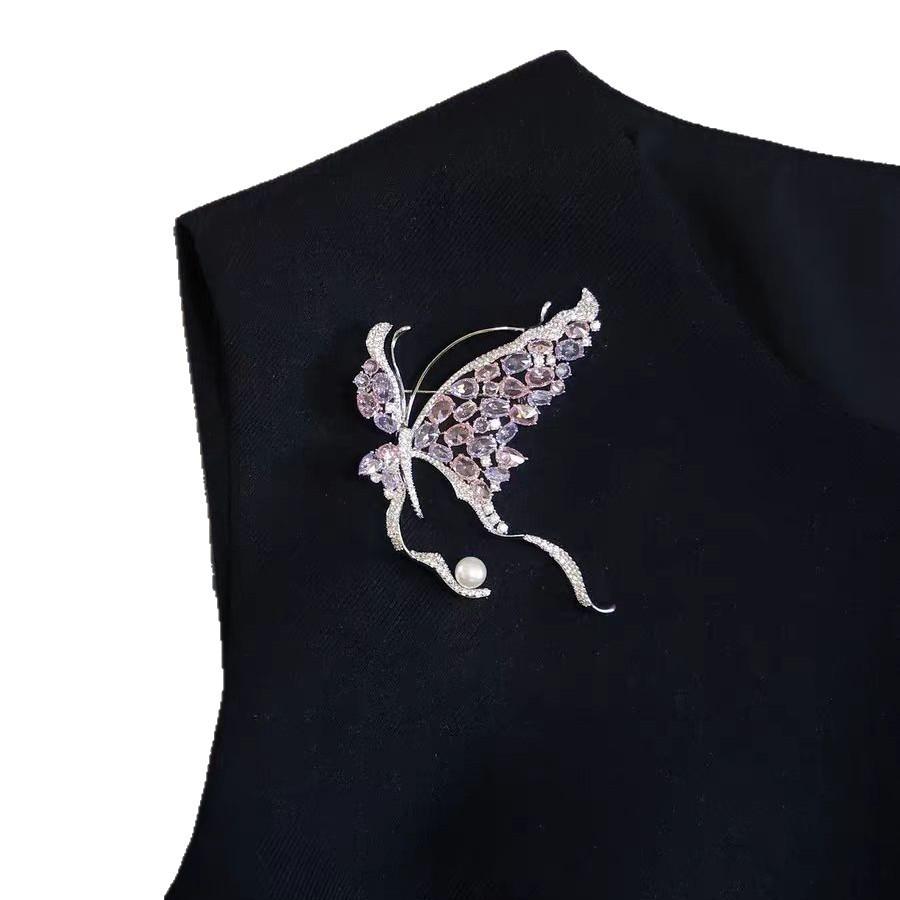 French Light Luxury Pink Purple Luxury Butterfly Brooch Fashion High Sense Rhinestone Pearl Exquisite Elegant Pin Women