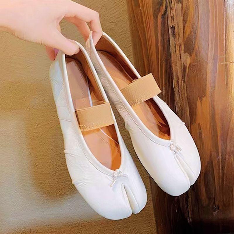 New fashionable shallow mouth soft bottom flat bottom with skirt pig's trotters split toe single shoes