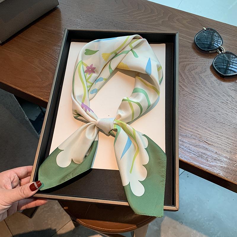 Small square scarf silk scarf women's spring, autumn and winter professional flight attendant flight attendant neck decoration square square scarf