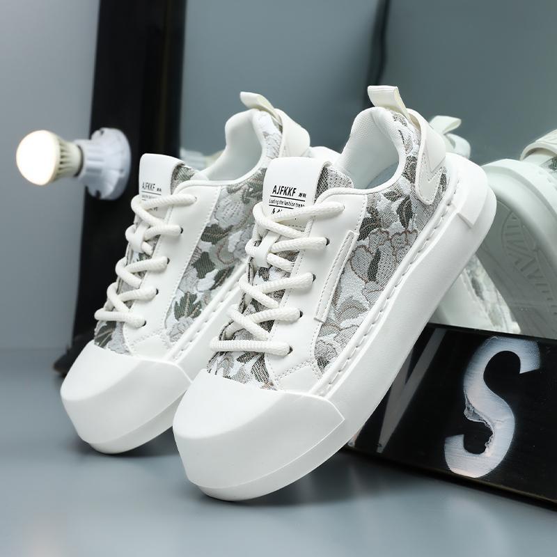 Canvas Schuhe Herren Sommer neue lässige Herrenschuhe 2025 Jugend Low-Top dicke Sohle Schuhe Mode vielseitige trendige Schuhe Herren