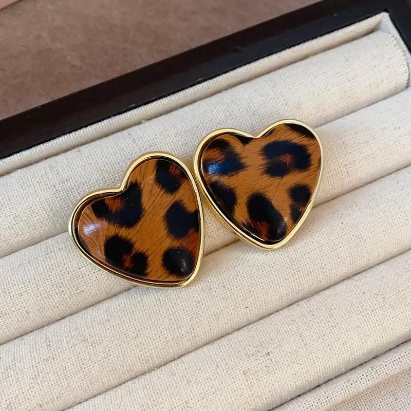 Maillard Geometric Butterfly Coffee Earrings For Women  Vintage Studs Personality Drop Earrings Luxury Designer Jewelry