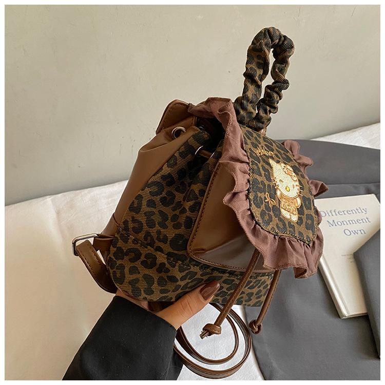 Hello Kitty Rucksack im koreanischen Retro-Stil mit Spitze und Leopardenmuster