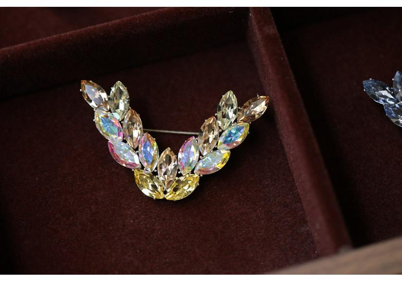 Bo Xin Yun Elegant Zircon Crystal Feather Brooch for Women