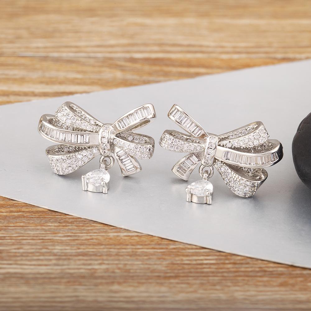 

Nidin Elegant Aesthetic Bow Shape Charm Stud Earrings For Women Pave Shiny Crystal Zircon Ear Jewelry Accessories Delicate Gifts срібний