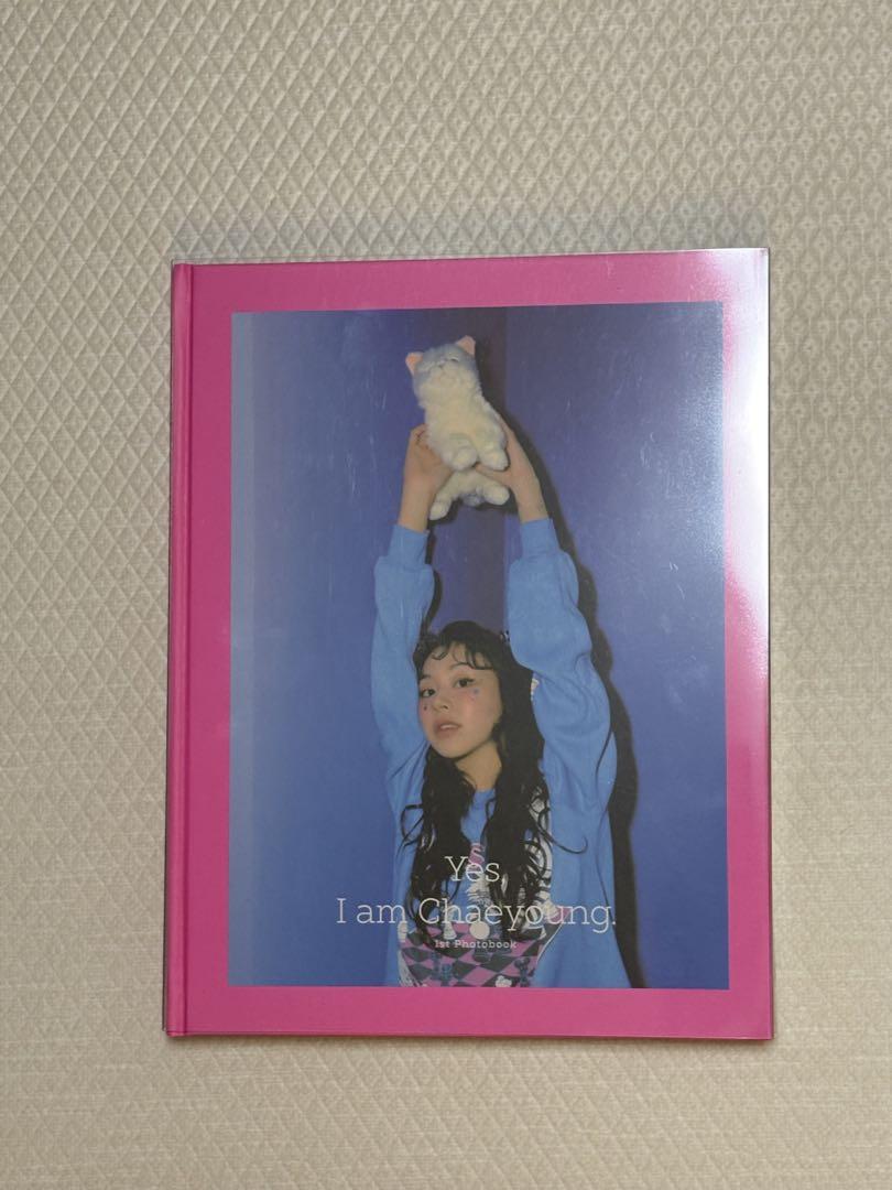 

[USED] Yes, I am Chaeyoung Chaeyoung Photobook