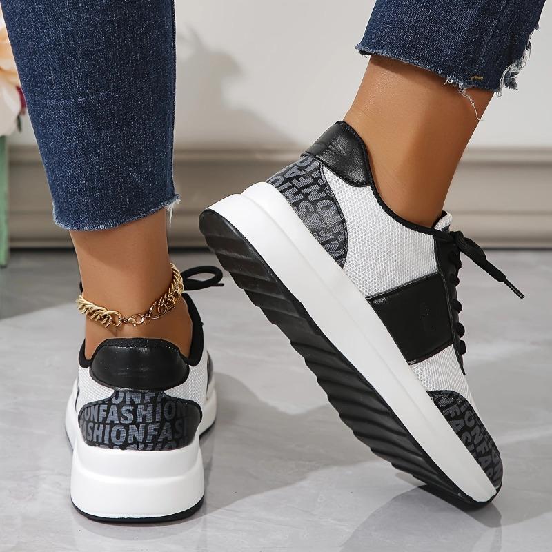 Women's Spring-autumn Export Large-size Casual Sports Shoes with Laces, Large-size Mesh Upper, and Polyurethane Sole