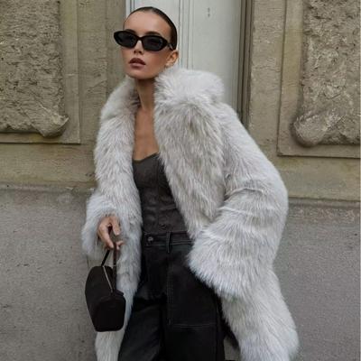 Chaquetas y abrigos – Abrigos de piel
