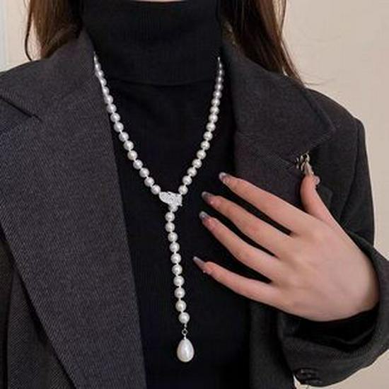Retro Long Sweater Necklace for Women - Luxury Niche High-End Jewelry 2025 Collection