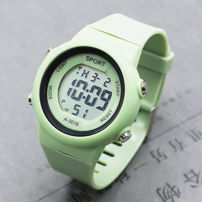 Multifunktionale Schüleruhr: Leuchtender Alarm, Einfach & Vielseitig, Macaron-Farben, Koreanischer Waldstil, Modisches Design.