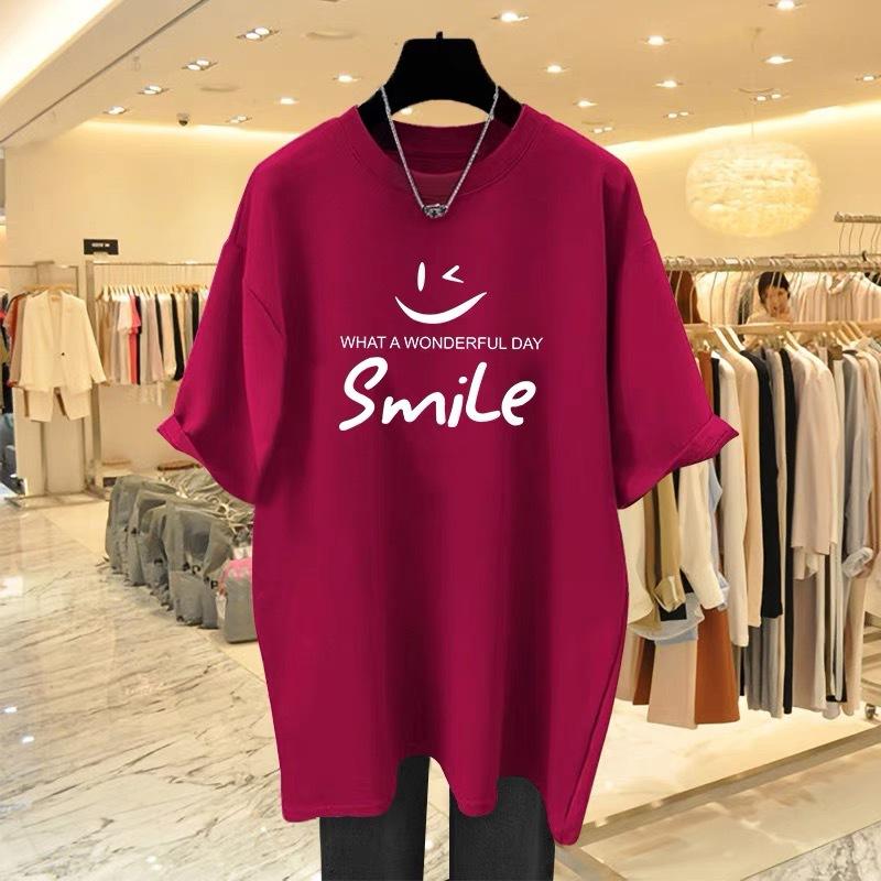 

Red loose smiley face cotton short-sleeved T-shirt women s 2025 early spring new large version top bottoming shirt ins tide XXXXL рожевий червоний колір