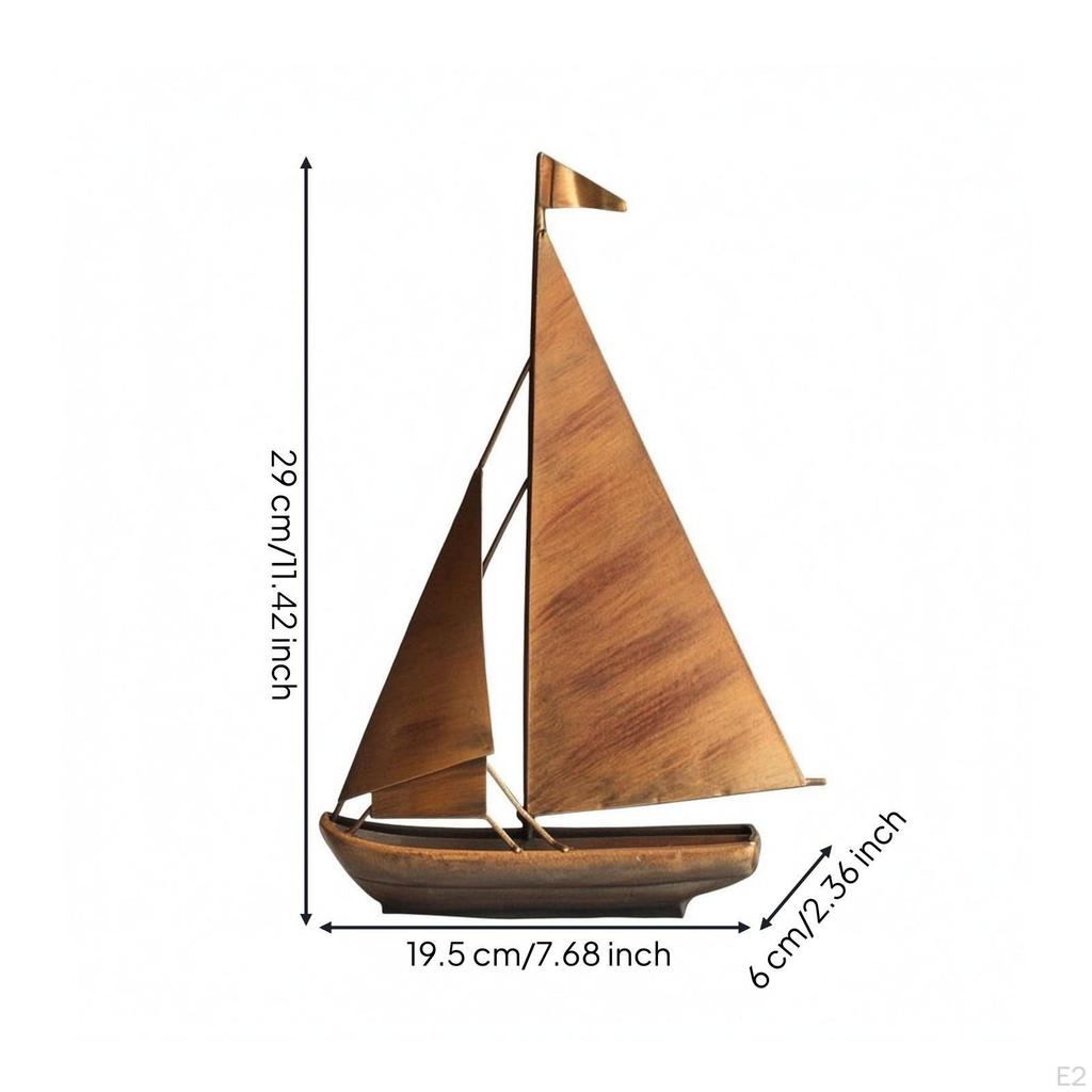 Adorno de Barco de Vela de Bronce Dorado Modelo de Hierro Lustroso Base Oscura Barco Náutico