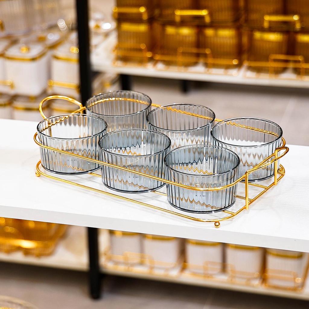 Luxury Compartmentalized Fruit and Snack Tray for Home Display