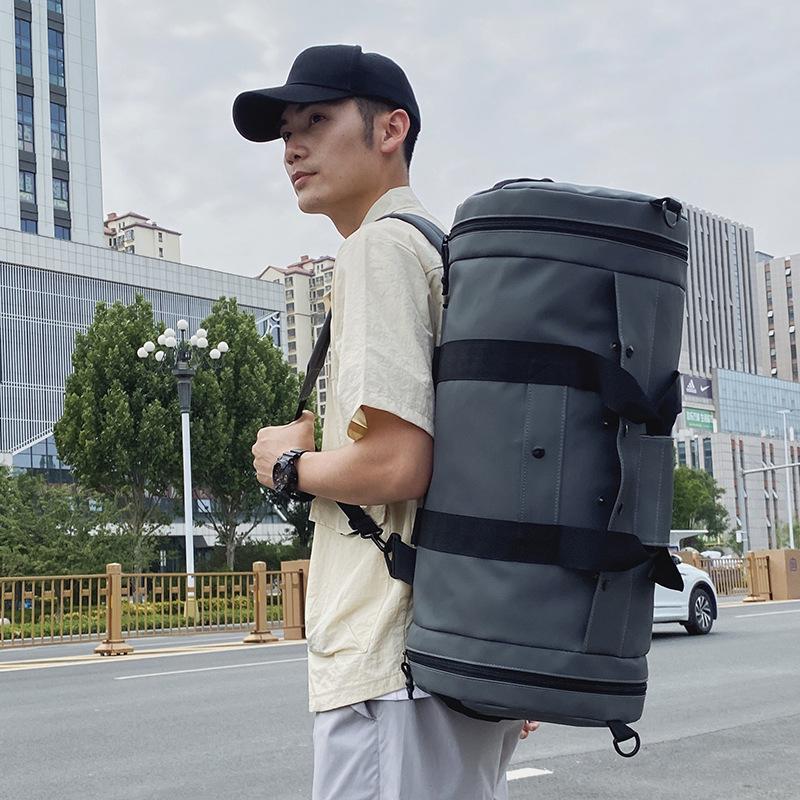 Männer und Frauen haben multifunktionale, großvolumige, druckreduzierende Hand-Trocken- und Nass-Trennung Sporttaschen und Schuhfächer