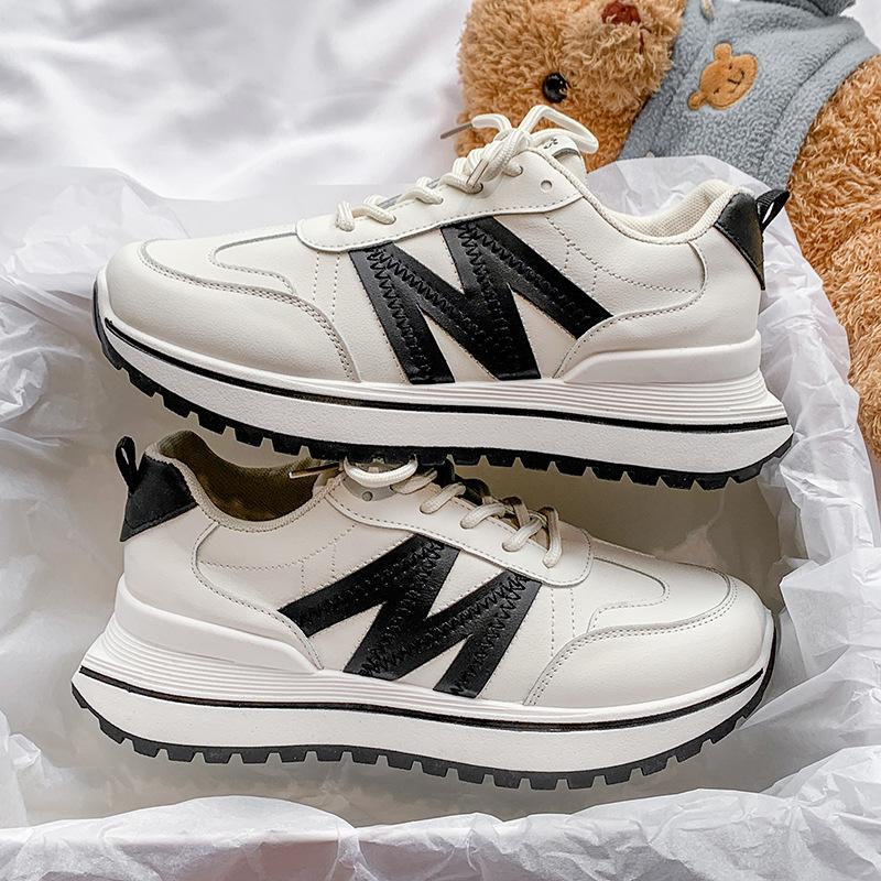 2025 Spring Little White Shoes New Korean Version Ins Female Students Height Increase Platform Sports Board Shoes Casual Shoes Tide