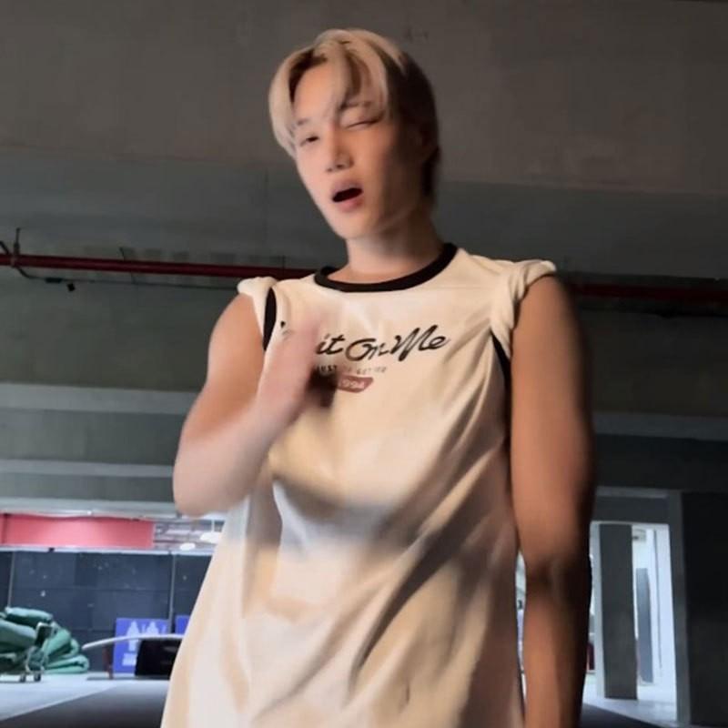 KAI EXO Wait On Me Same Style T-Shirt White With Black Trim Loose Fit Young Men