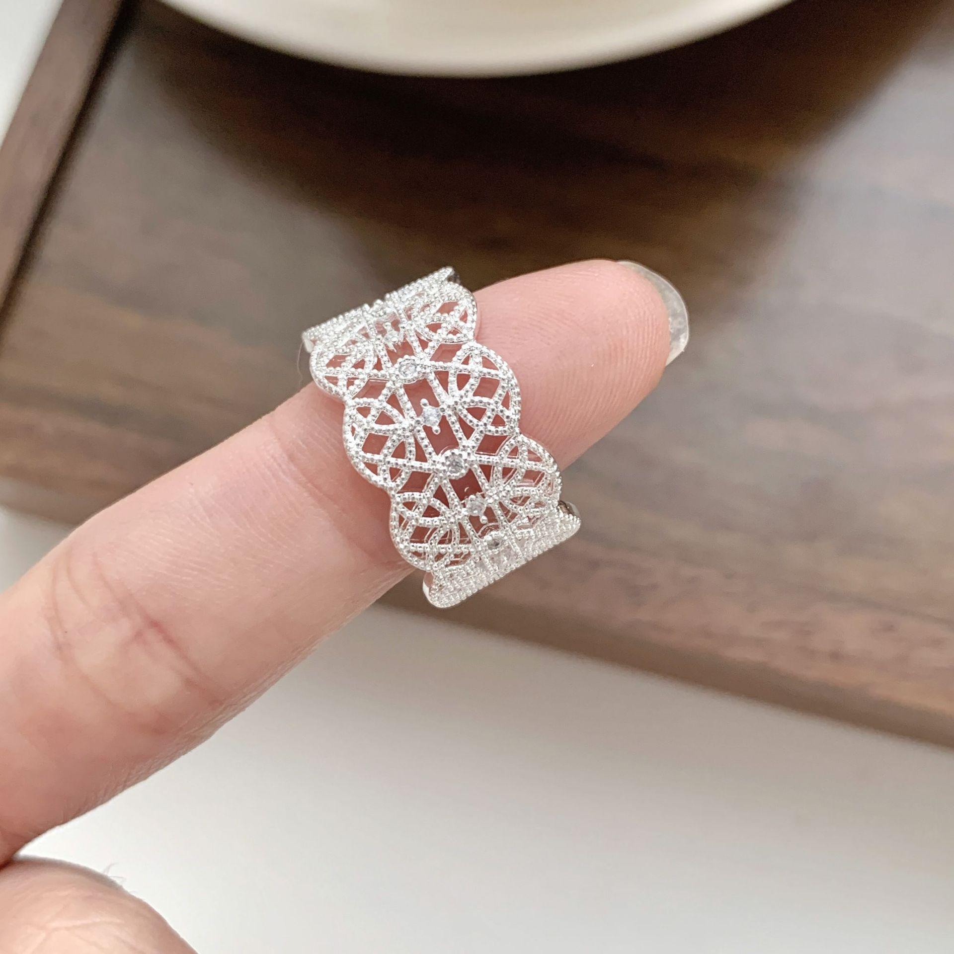 Elegant Floral Lace Adjustable Ring - Women s Fashion Light Luxury Design Adjustable Open Size