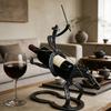 Suporte para Garrafa de Vinho Engraçado Porta-Garrafas de Mesa de Metal Decorativo para Exibição de Garrafas para Bar Bancada de Cozinha Hall de Entrada Sala de Estar