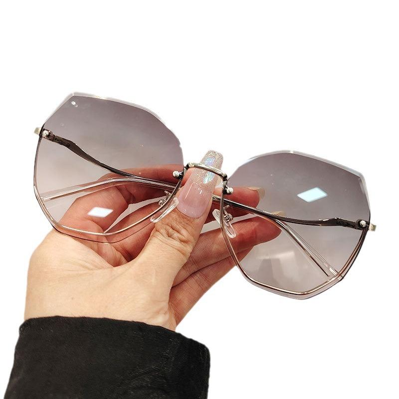 Fashion Sunglasses Women'S Summer High Sense Large Frame Showing Small Face Gradual Change Of Color Sunglasses Driving Polygonal Sunglasses