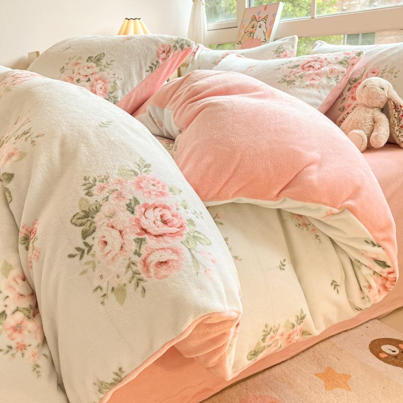 Thickened Milk Fleece Four-Piece Set, Coral Fleece Bed Sheet Quilt Cover, Fleece Three-Piece Set, Bedding.