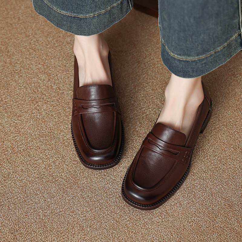 

Krazing Pot Натуральная кожа Круглый носок Размер 42 Лоферы Толстый средний каблук Слипоны Гладиаторы Коричневый Черный цвет Осенние туфли 39 коричневый