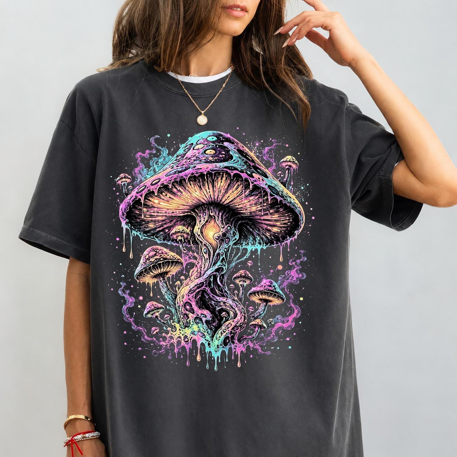 Trippy Mushroom Shirt, Psychedelic Fungi Graphic Tee, Vaporwave Festival Apparel, Weirdcore Rave Clothing, Retro Alt Aesthetic S