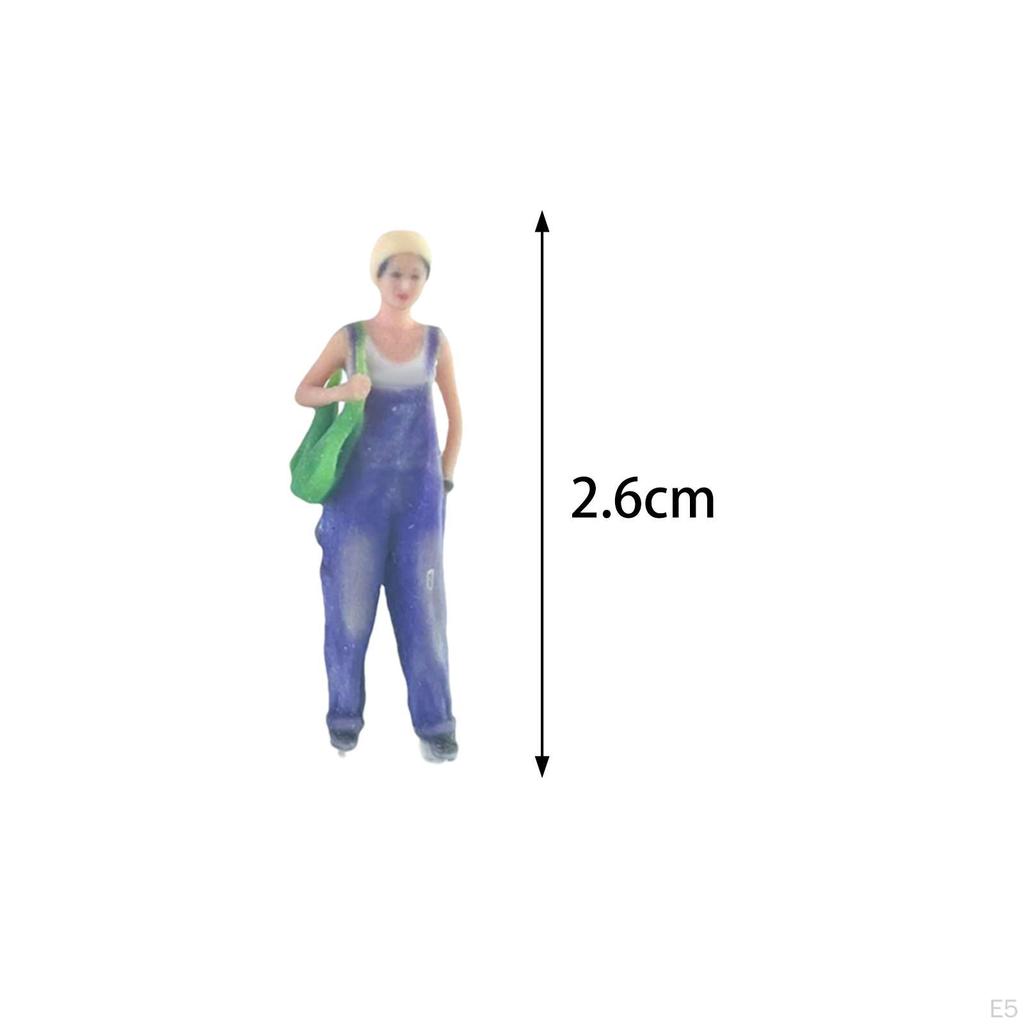 1/64 Girl Figure Dioramas Movie Props Layout Train Railway DIY Projects S Scale Micro Landscape Hand