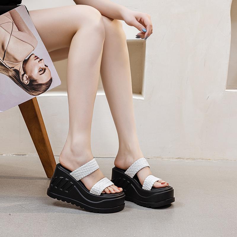 One-character Woven Cool Slippers Summer 2025 New Women's Thick-bottomed Wedge Heel Outer Wear Open-toed Slippers Trend
