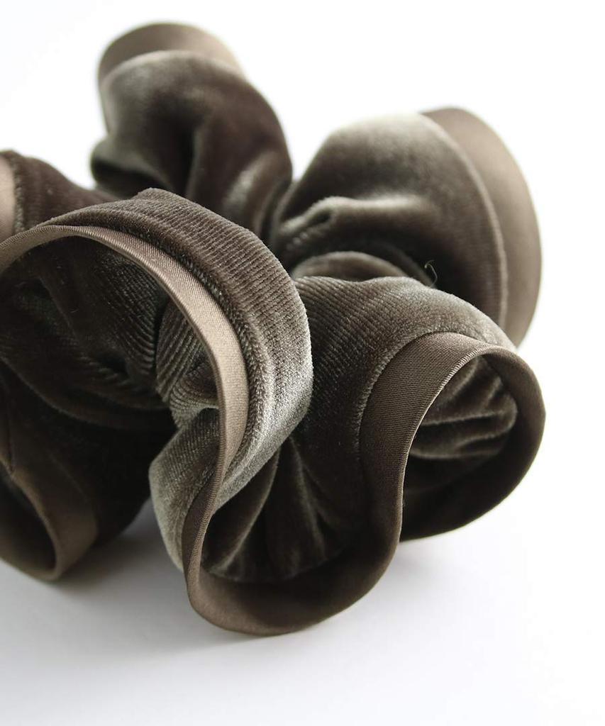 VINGTAINE Velvet Voluminous Frill Elegant and Sophisticated Hair Accessory for Scrunchie, Women's Fall/Winter, HS-130-BR