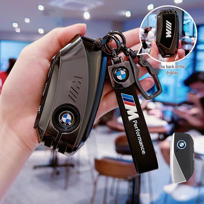 BMW Schlüsselhülle: Passt für 26 Modelle, darunter 5er, X5, X1, 525, X3, X7 und 3er.