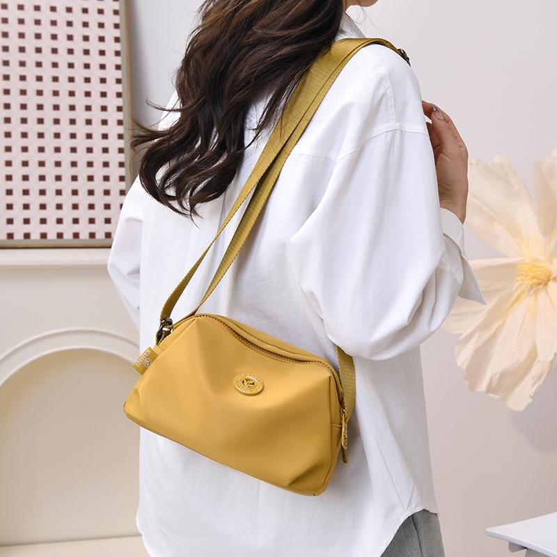 Large Capacity Shoulder Bag Lightweight Crossbody Bag