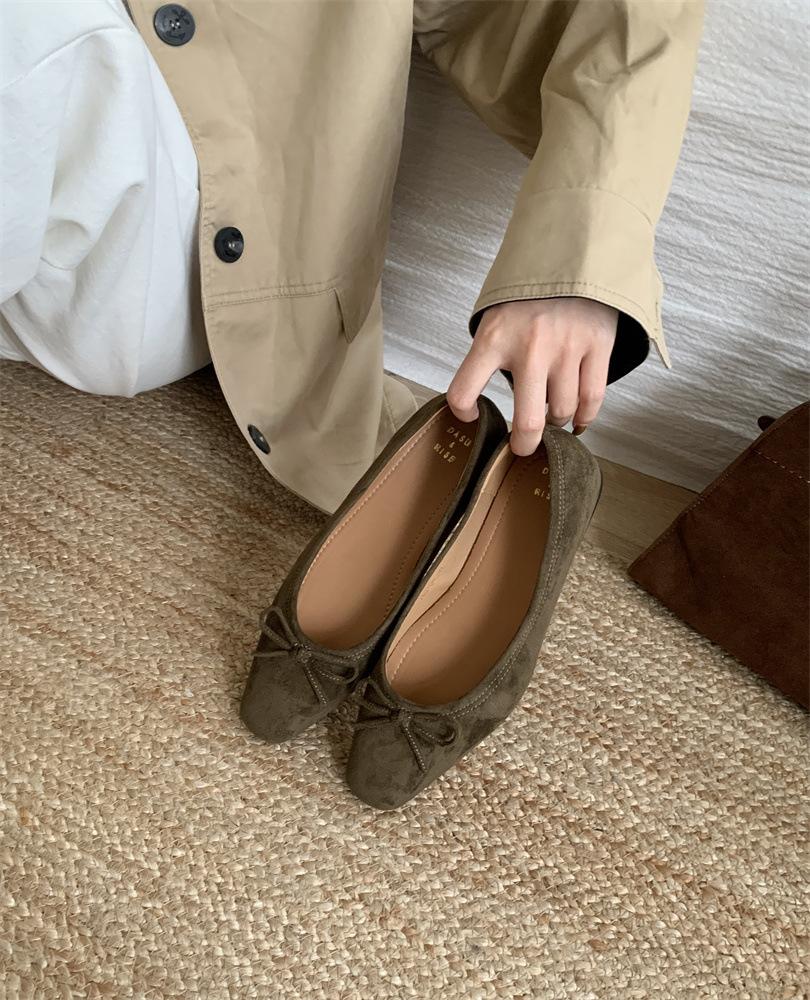 

Маленькие туфли на плоской подошве женские мелкие мягкая кожа балетки lady shoes внутренний подъем французские маленькие красные туфли Doudou shoes бабушкины туфли 39 зелёный