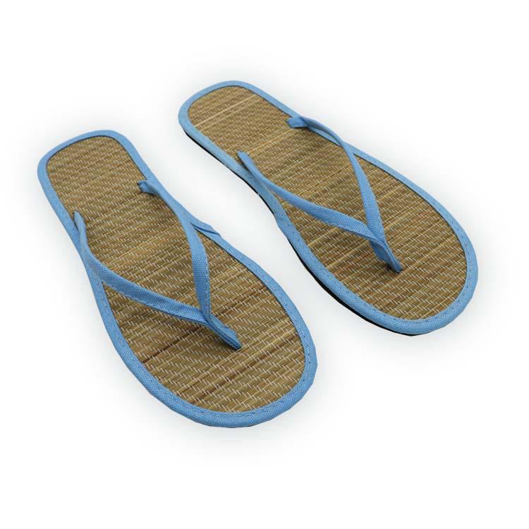 Flip-Flops aus Rattan im japanischen Stil: Unisex Sommer Indoor/Outdoor Strohmatten-Hausschuhe