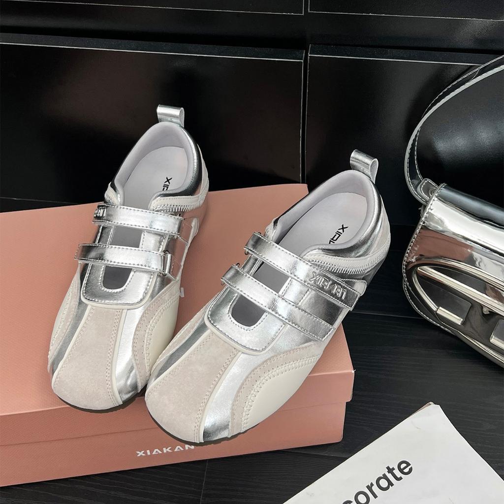 Ballet Style Retro Silver Soft-soled Single Shoes Women's 2025 Autumn New Flat-bottomed Velcro Round Head Lazy Casual Shoes
