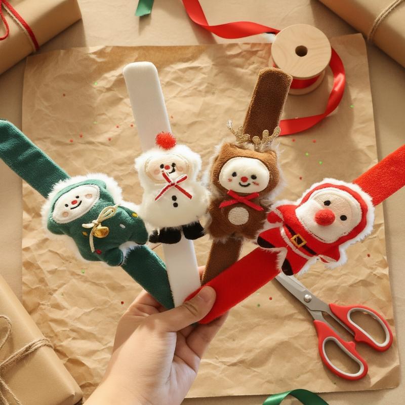 Christmas Clap Bracelet Cartoon Plush Elk Snowman Circle Bracelet For Xmas Hildren Gift New Year Decor Wrist Band