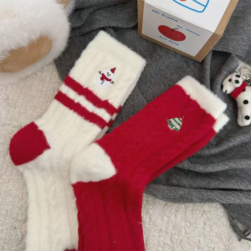 Autumn Winter Christmas Socks Snowman Sausage Dog Embroidery Cotton Socks Women Mid-tube Socks New Year's Eve Decorations Gift