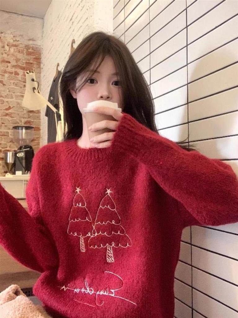 2025 Korean High-End Red Embroidered Christmas Sweater - Winter Petite Women's Knit Top
