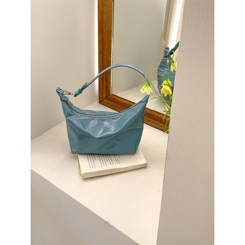 

Нишевая сумка-пельмень из мягкой кожи, женская модная универсальная ручная сумка, женская сумка для поездок на работу, новая ручная сумка через плечо для женщин синий