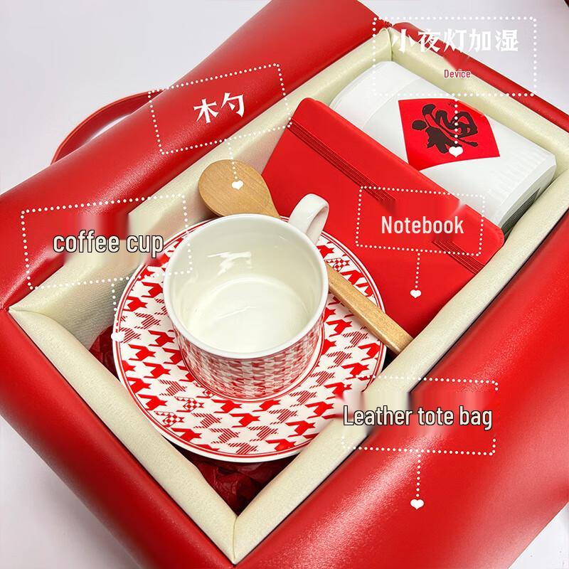 Seventeen A1 Festive Drinkware & Accessory Gift Sets 01