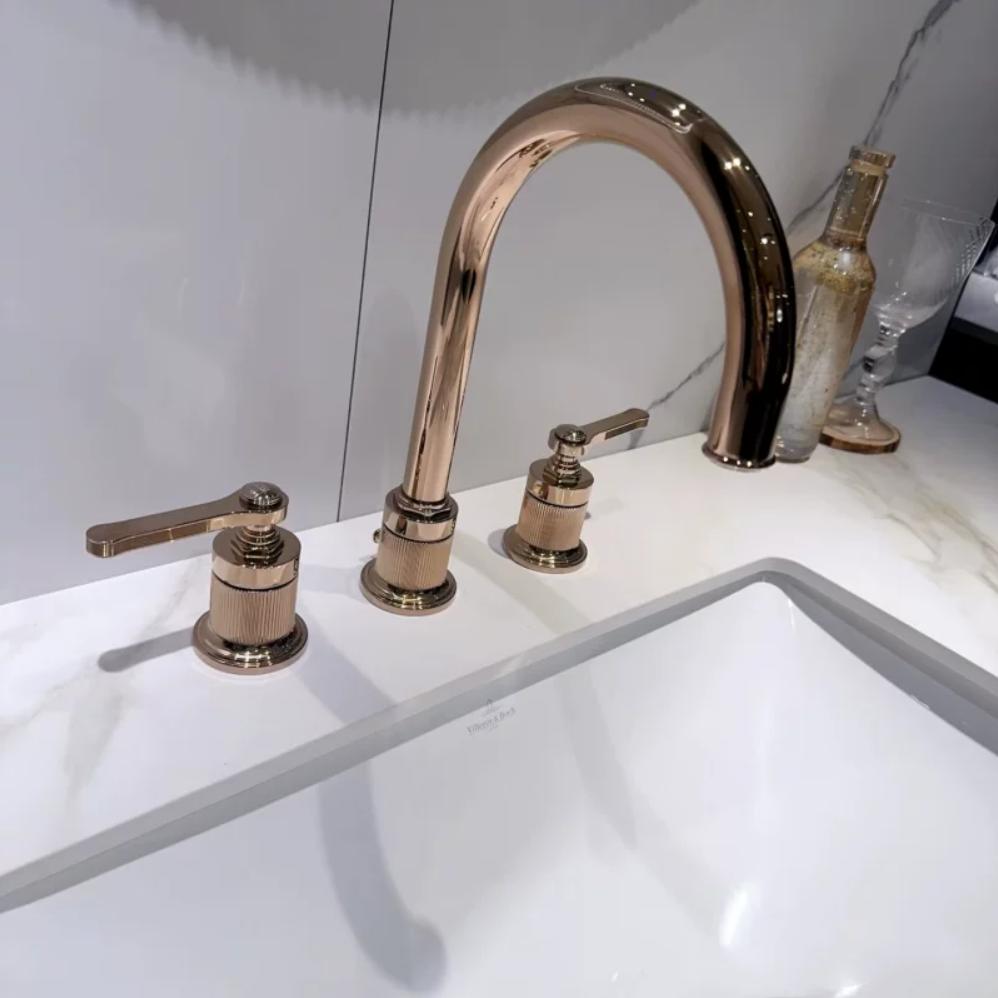 Widespread Basin Mixer Bathroom Basin Faucet 8 inch Widespread Lavatory Mixer Tap Brass Three Hole Sink tap Gold New Arrival