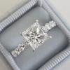 Luxurious Square Zircon Simple and High-end Sparkling White Women's Elegant Daily Engagement Ring