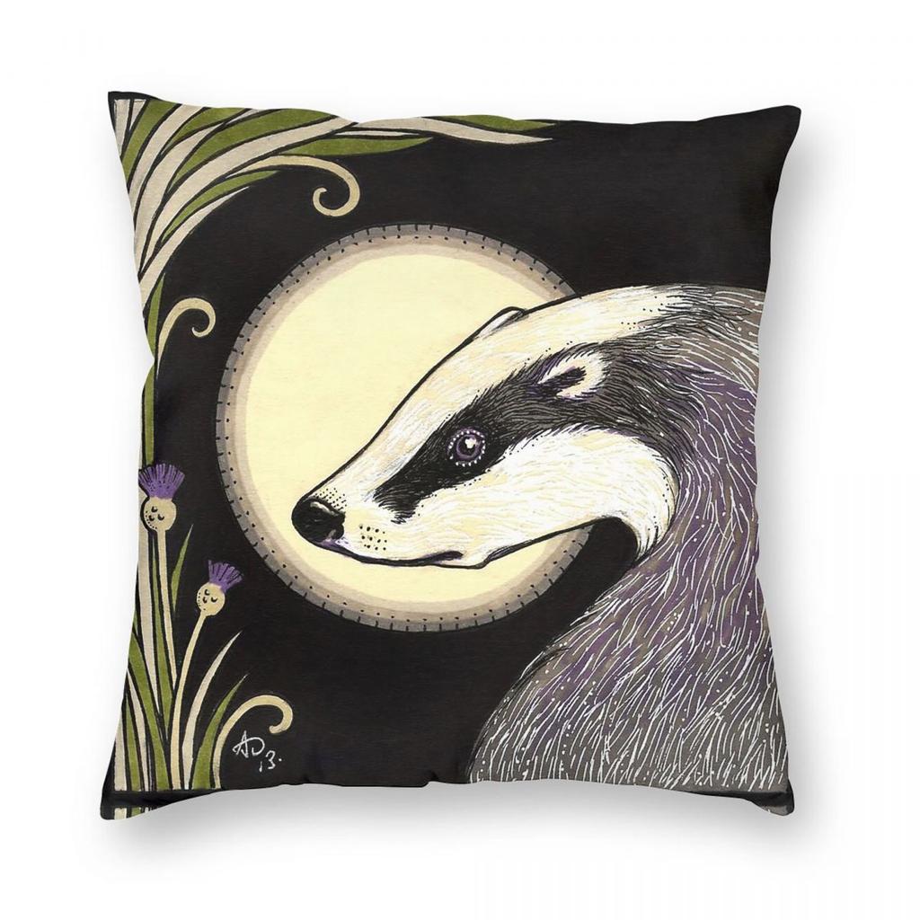 Moon Badger Wildlife Square Pillowcase Polyester Linen Velvet Pattern Zip Decorative Home Cushion Cover