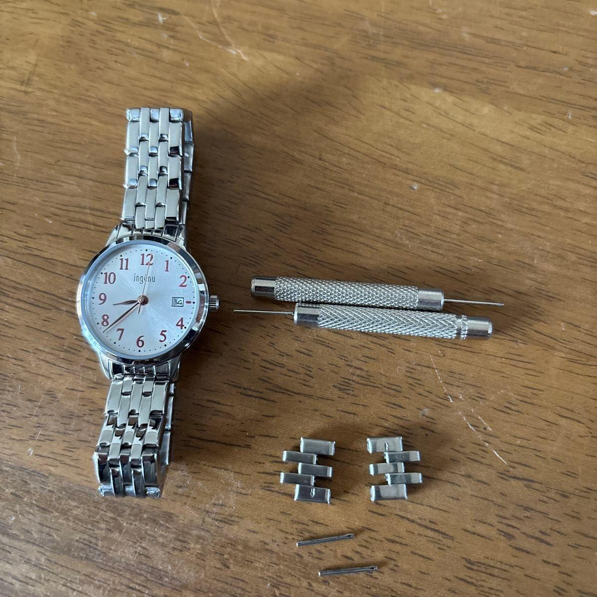 Seiko Alba VJ22KL40 Women s Watch Silver Quartz Battery Replacement Required No Box