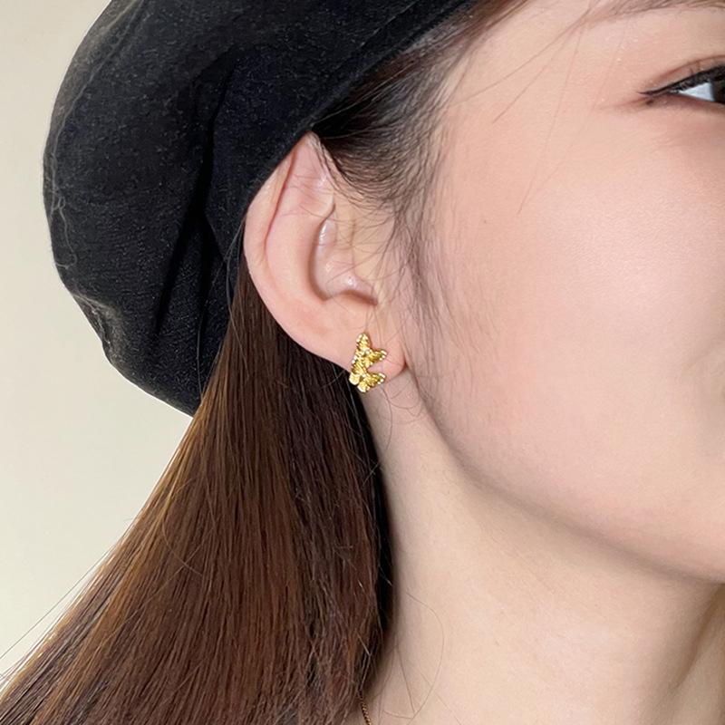 Vintage Elegant Conch Butterfly Stud Earrings For Women Girls Fashion Exquisite Temperament Earrings Jewelry Accessories Gifts