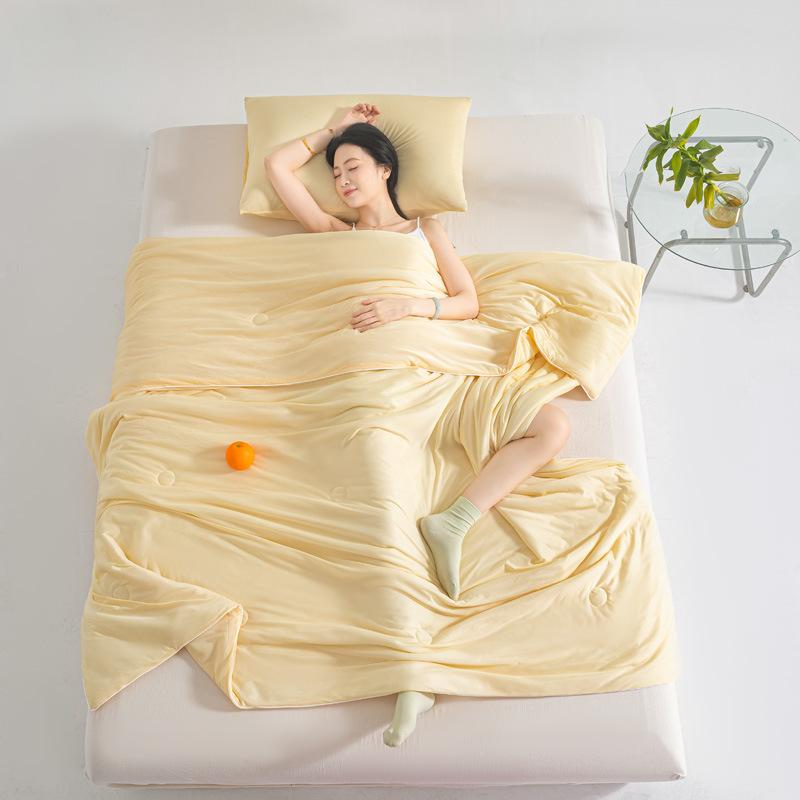 Single Piece of Ice Silk Summer Quilt Frozen Air Conditioning Thin Quilt Student Dormitory Machine Baptism Quilt